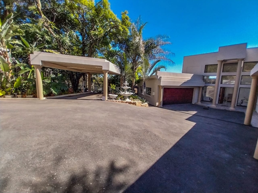 5 Bedroom Property for Sale in Meerhof North West